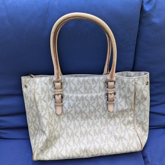 Michael Kors Purse and matching wallet - Picture 2 of 5